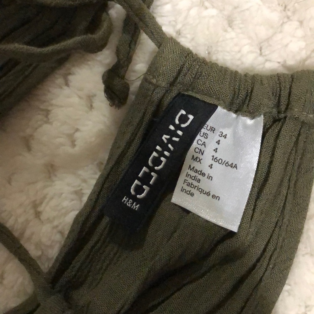 Olive open back romper - Picture 5 of 5